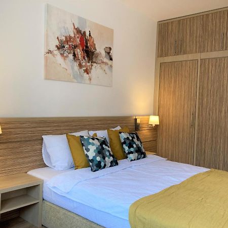 Laroka House Rin Grand Residence Modern Apartment بوخارست المظهر الخارجي الصورة