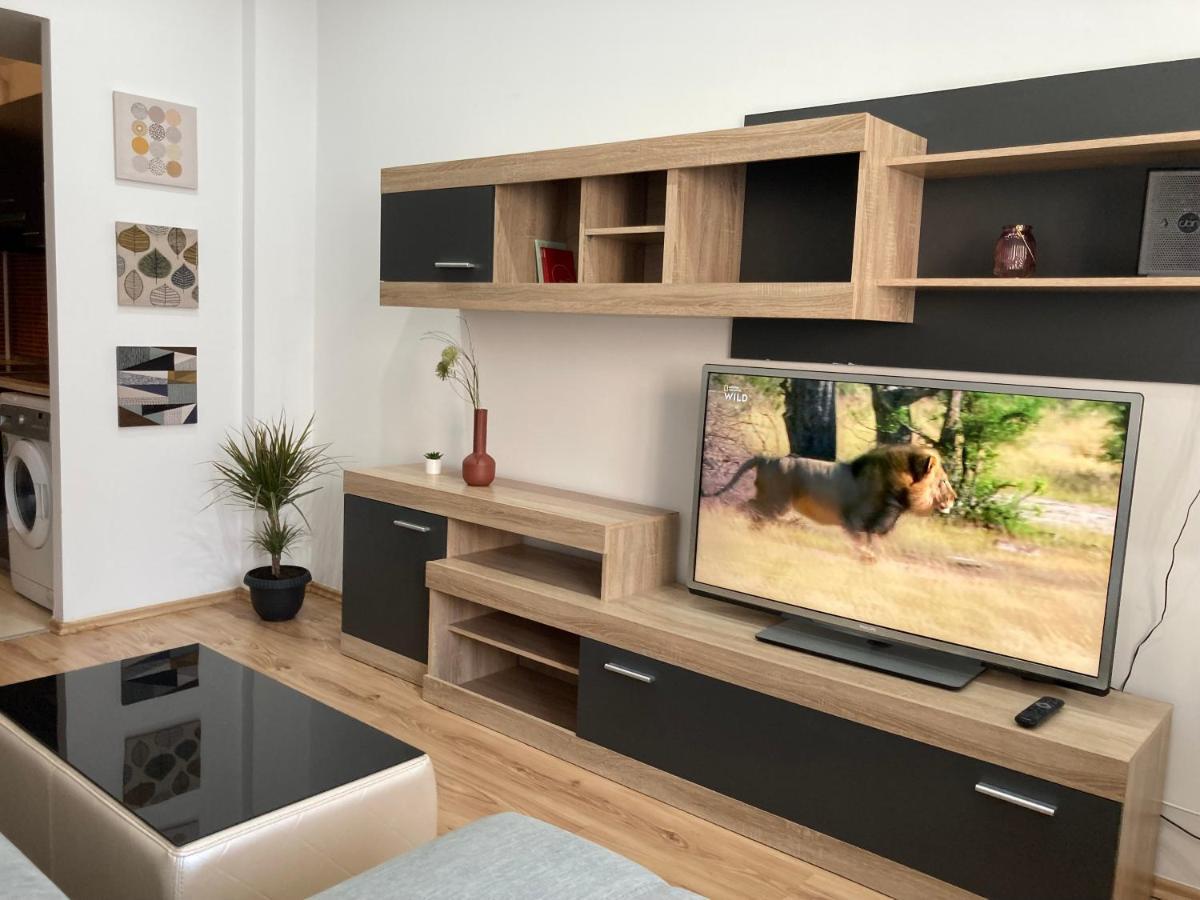 Laroka House Rin Grand Residence Modern Apartment بوخارست المظهر الخارجي الصورة