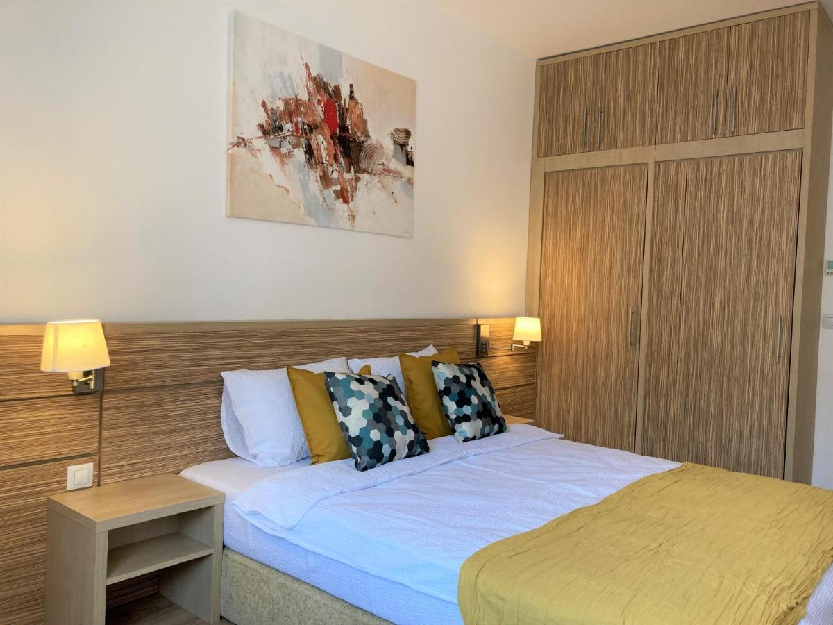 Laroka House Rin Grand Residence Modern Apartment بوخارست المظهر الخارجي الصورة