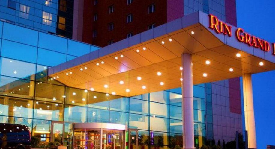 Laroka House Rin Grand Residence Modern Apartment بوخارست المظهر الخارجي الصورة