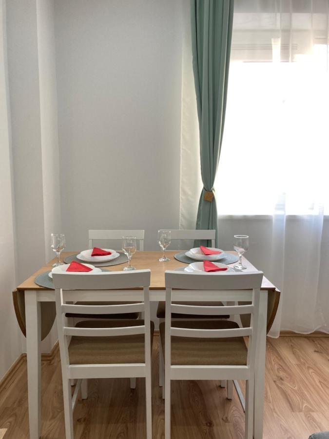 Laroka House Rin Grand Residence Modern Apartment بوخارست المظهر الخارجي الصورة