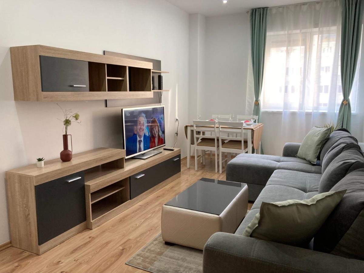 Laroka House Rin Grand Residence Modern Apartment بوخارست المظهر الخارجي الصورة